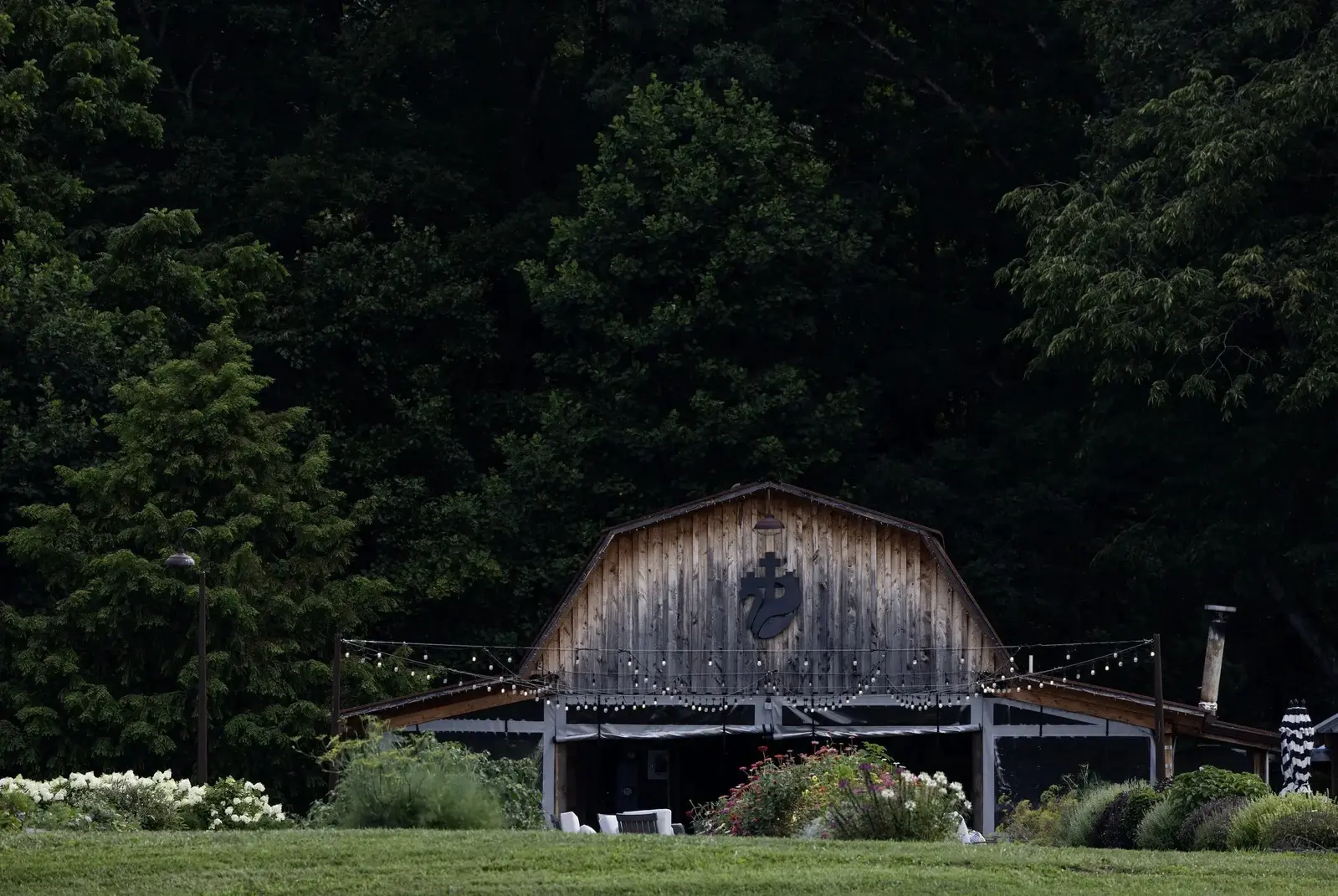 Tasting Room at Nicwonder Vineyards